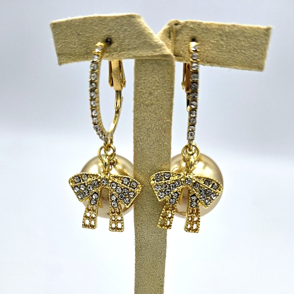 Gold Pearl Earrings